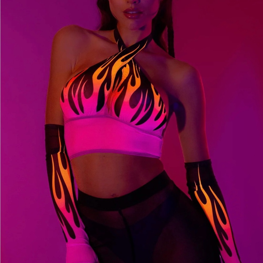 NWOT Badinka Style Firestarter Magenta Criss Cross Mesh Top size M